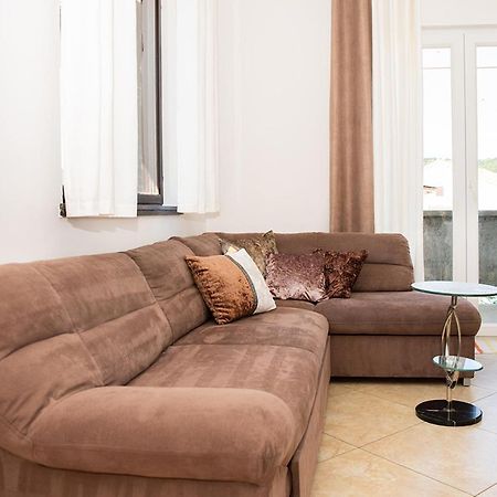 Apartman Mira I Denis Supetarska Draga Kültér fotó