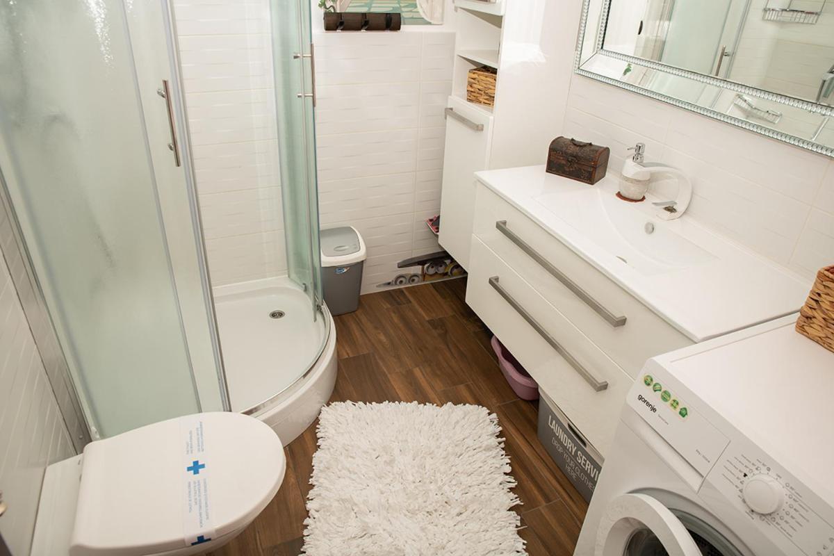 Apartman Mira I Denis Supetarska Draga Kültér fotó